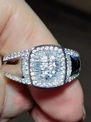 Anillo cojín halo baguette racimo de plata esterlina 925 circonitas para hombre talla 11 audaz Foto 1 de 4