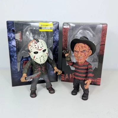 LOTE DE JUGUETES MEZCO exclusivo Friday The 13th Jason + Pesadilla en Elm Street Freddy Foto 1 de 4