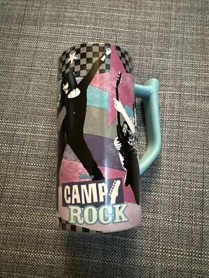 Taza de café de cerámica Camp Rock rara exclusiva de la tienda Disney Foto 1 de 4