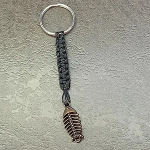 Accessoire Schlüsselanhänger schwarz Kordel Charm Knoten Anhänger Skelett Amulett Geschenk Männer Frauen - Bild 1 von 4