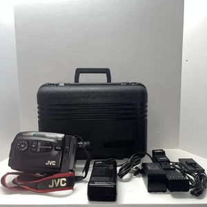 JVC GR-AX350 Compact VHS Camcorder With All Accessories And Case Tested Works - Picture 1 of 17