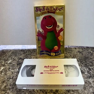 Barney Sing And Dance Celebrating 10 Years VHS Tape 1999 Sing Along White VHS - Bild 1 von 5