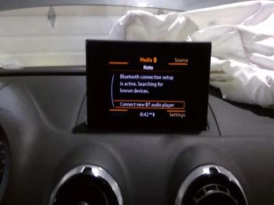 Used Infotainment Display fits: 2016 Audi A3 display screen color screen Grade A - Image 1 of 4