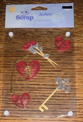 Adesivo feito à mão Joann Scrap Essentials chave dourada coração vermelho rosas cartão dos namorados - Imagem 1 de 4