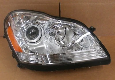Mercedes-Benz GL-Class Genuine HALOGEN Right Headlight Headlamp NEW 2007-2012 - Image 1 of 2