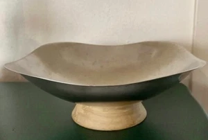 West Bend Bowl Stainless Steel Wood Raised Centerpiece Serving Bowl Midcentury - Picture 1 of 7