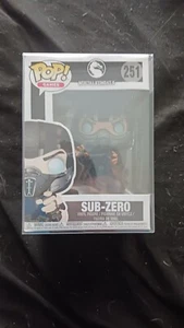 Funko Pop! Vinyl: Mortal Kombat - Sub-Zero #251 - Picture 1 of 2