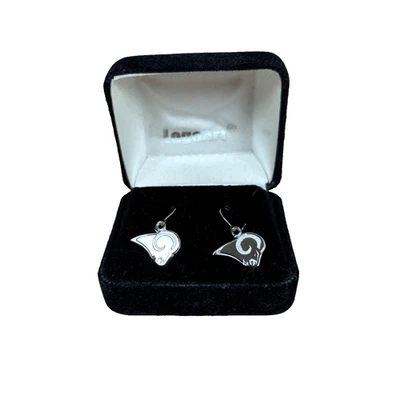 洛杉矶公羊队 - 轻质银色标志耳环 - 女士或男士 - 全新 — 第 1/3 张图片