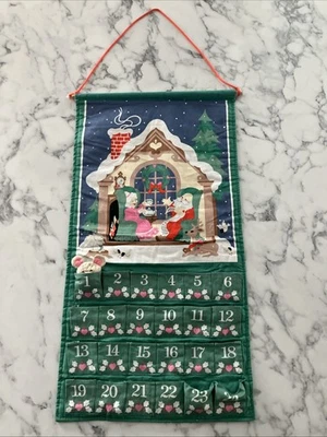 VINTAGE 1987 Avon Countdown to Christmas Advent Calendar with Mouse - Image 1 of 3