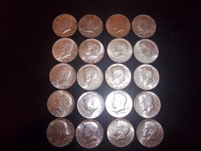 Medio dólar Kennedy - 1 rollo de 40% mitades de plata fechas surtidas Foto 1 de 4
