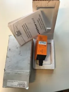 Sensor de color IFM electrónico efector 200 ODC-MPKG/EE. UU. - Imagen 1 de 3