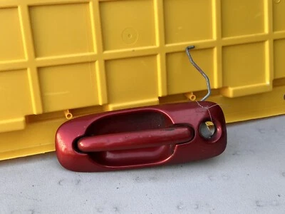 Manija de puerta delantera derecha Dodge Caravan Town & Country 2001-2007 0RP70TRMAA Foto 1 de 4