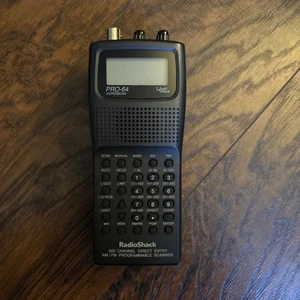 Radio Shack PRO-64 Hyperscan 400 Kanal AM/FM programmierbarer Scanner ungetestet - Bild 1 von 7