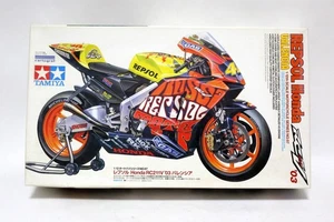 Kit Modelo Plástico Tamiya 1/12 Repsol HONDA RC211V '03 Valencia Valentino Rossi - Imagen 1 de 10