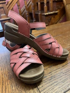 Sanita Lyra Red Metallic Clogs Sandals 39 Size 8 - Picture 1 of 12
