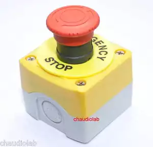 Stazione di controllo impermeabile pulsante Schneider E-Stop 20 unità NO+NC - Foto 1 di 8