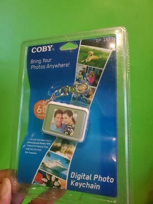 Coby 1 1/2 inch DP-151 Up to 60 Pictures Digital Photo Album Keychain NEW - Image 1 of 2