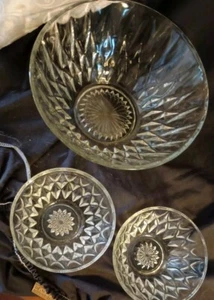 Anchor Hocking Crown Point 9" Salad Bowl Glass + 2 5" Serving Bowls - Picture 1 of 2