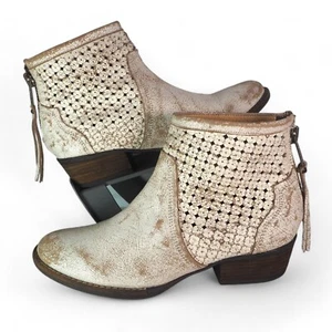 Very Volatile Manaste Distressed Perforated Leather Ankle Booties Women's 10 - Picture 1 of 11
