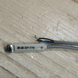 Interruttore sensore di prossimità Univer DF-770, NUOVO, mai usato - Foto 1 di 3
