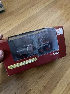 1:50 Scale Corgi Die-Cast 55606 Public Service NJ Diamond T980 Wrecker - Image 1 of 4