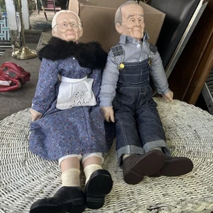 William Wallace Jr. 26”Grandma & Grandpa Porcelain Dolls Fur Halloween decorate - Picture 1 of 7