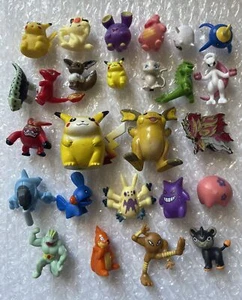Nintendo Pokemon Micro Mini Figure Mixed Lot of 26 - Picture 1 of 4