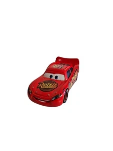 Coche de juguete Lightning McQueen Rust-Eze Mattel, coches Disney Pixar, diecast #95 - Imagen 1 de 5