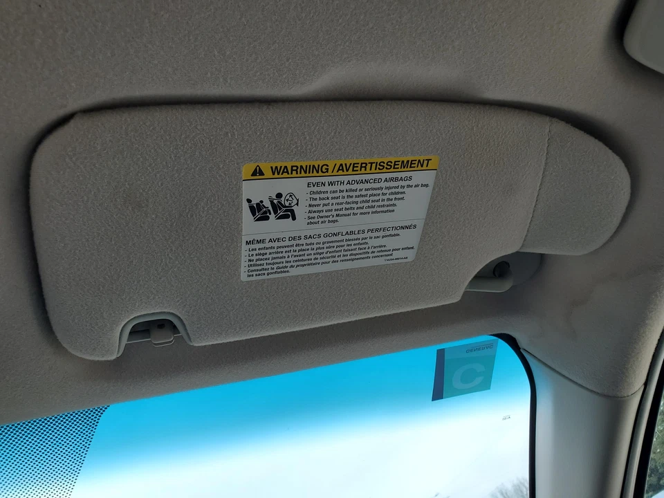 RH Sun Visor (pass side)(illuminated)(gray) 2006-2009 Mercury Milan Ford Fusion Foto 1 de 4