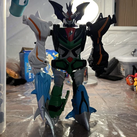 Bandai Power Rangers Jungle Fury Deluxe Beast Master Megazord Figure Cover