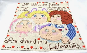 Vintage Cabbage Patch Kinder Handarbeit Decke - Bild 1 von 5