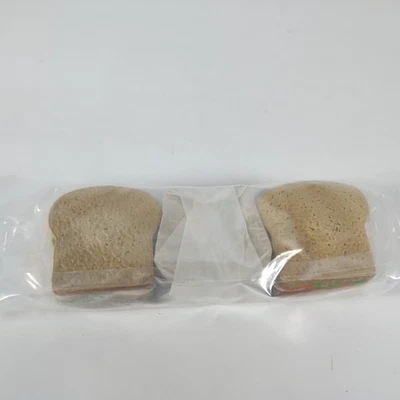 Juego de 3 sándwiches American Girl Chrissa Party Treats nuevos sellados para jugar comida Foto 1 de 2