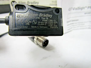 ✌️NEW ALLEN BRADLEY 42JT-C2LAT1-F4 PHOTOELECTRIC SENSOR CLEAR OBJECT DETECTION - Picture 1 of 4