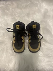 Nike Air Jordan 1 Mid SE (TD) Black Metallic Gold Size 8C - Picture 1 of 8