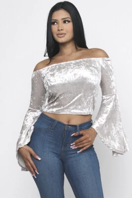 Top Corto Terciopelo Plateado Hombro Frío Manga Campana Talla XS Extra Pequeño  Foto 1 de 3