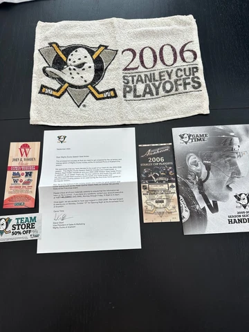 Anaheim Mighty Ducks PLAYOFFS 2006 NHL Rally Towel Cover