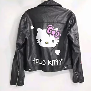 Hello Kitty & Friends Sanrio X FOREVER 21 Medium Moto Jacke schwarz Kunstleder - Bild 1 von 14