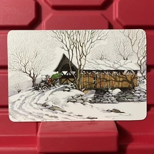 Postal con sello de saludos de saludos de puente cubierto de nieve hecha en EE. UU. De colección - Imagen 1 de 2