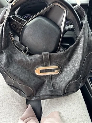 Y2k Guess Faux Leather Shoulder Bag Black Purse Emblem Buckle Excel Cond - Image 1 of 3