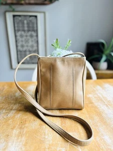 Vintage Nine West Tan Leather Crossbody - Picture 1 of 16