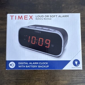 T121B Alarm Clock with 0.7-Inch Red Display Black New - Picture 1 of 5