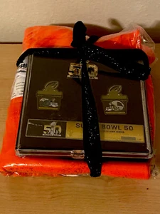 Set 50 spille Super Bowl edizione limitata con maglietta XL Denver Broncos Champions - Foto 1 di 10