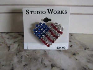 American Flag Love Brooch Pin Blue Red Heart Shape New on Original Card - Picture 1 of 2