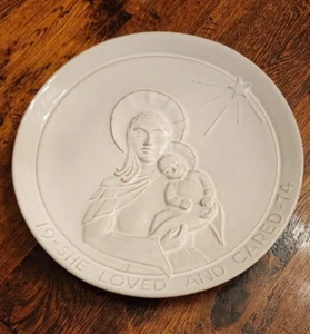 Vintage 1974 Frankoma Pottery Christmas Plate Janis Frank She Loved and Cared - Picture 1 of 2