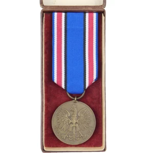 4478 WW1 POLISH MEDAL FOR THE WAR 1918–1921 - POLAND TO IT DEFENDER - Picture 1 of 6