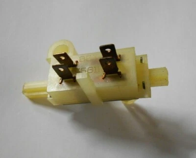 Interruptor de luz de respaldo para Chevrolet Vega Oldsmobile Starfire Pontiac 1971-1975 Foto 1 de 4