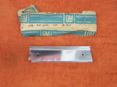 Chevrolet Impala 1971 parrilla radiador L.H. Nuevo de Lote Antiguo Extensión de soporte Mldg GM 3986913 Foto 1 de 2