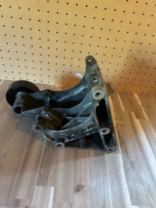 2005 Chevrolet Silverado Alternator Bracket 10236997 (stock #326) - Picture 1 of 5