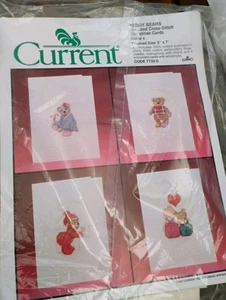 Vintage AKTUELLE gezählte Kreuzstich TEDDYBÄREN WEIHNACHTSKARTEN - 4er Set - Bild 1 von 7