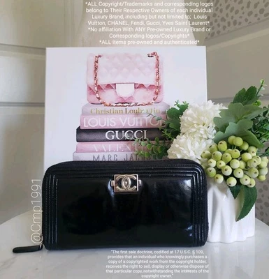 Auténtica billetera larga Chanel charol Zippy de segunda mano Foto 1 de 4